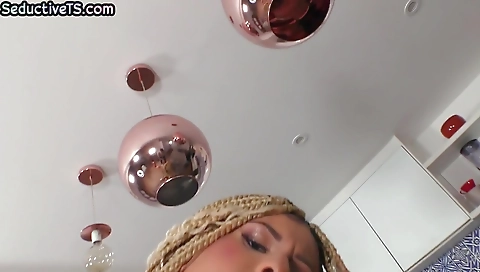 Mature woman is a milf in spypovo